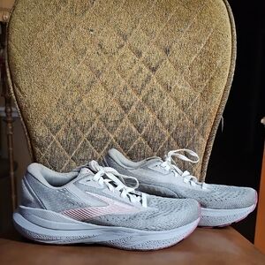 Brooks Adrenaline GTS 24 Gray Pink Lace Up Road Running Sneakers Shoes